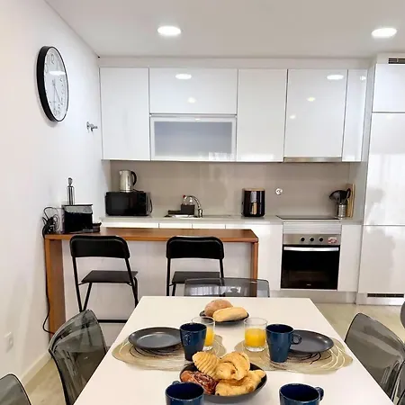 The Modern Cocoon - Novo De 2 Quartos 페니케
