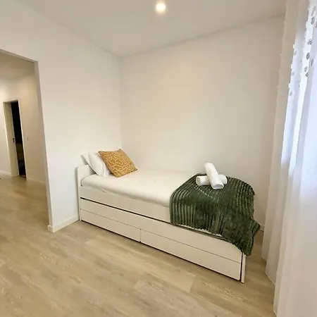 아파트 The Modern Cocoon - Novo De 2 Quartos 페니케