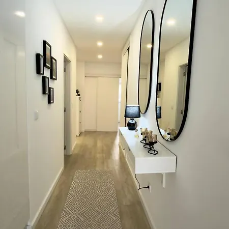 아파트 The Modern Cocoon - Novo De 2 Quartos 페니케